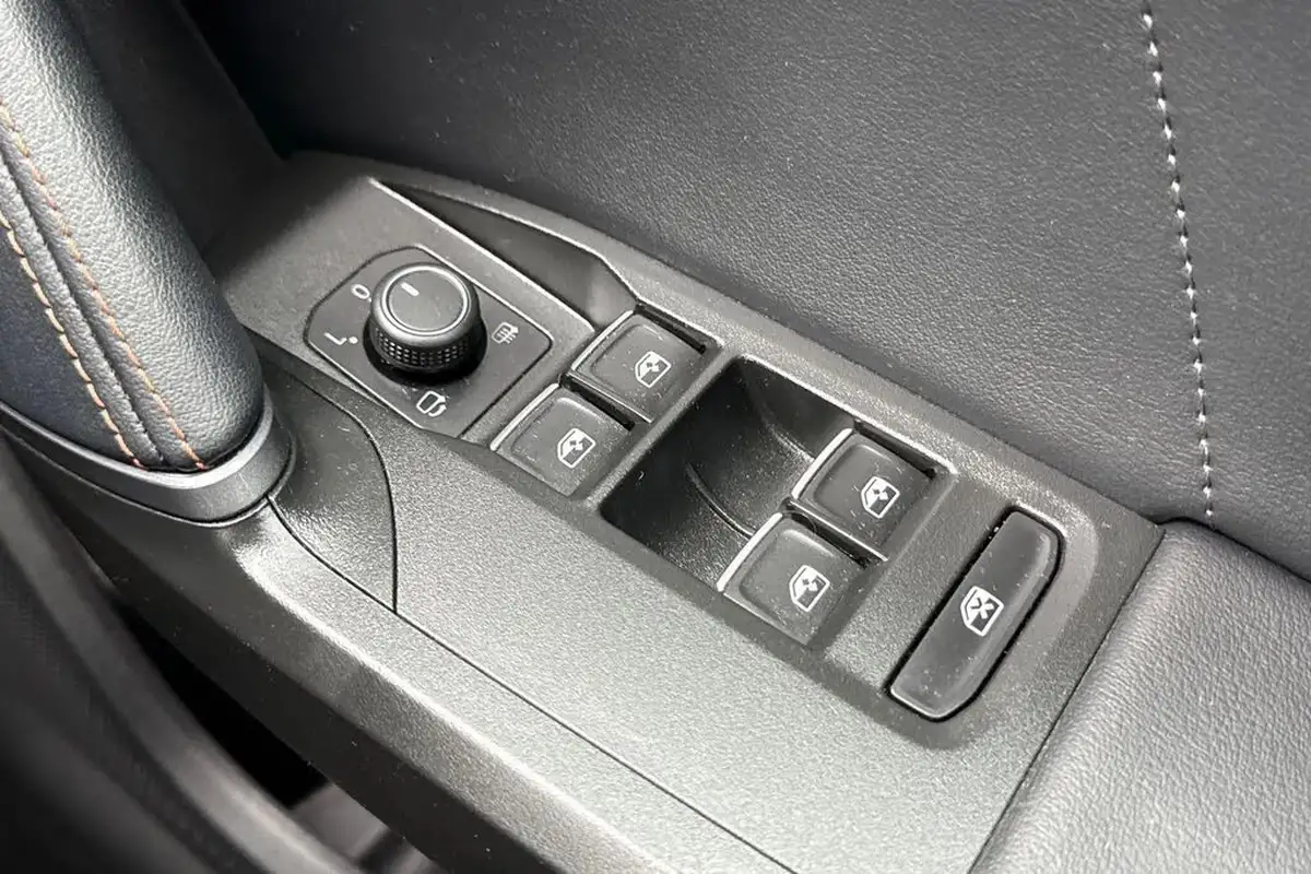 2022-cupra-formentor-15-tsi-v1-dsg-big-31