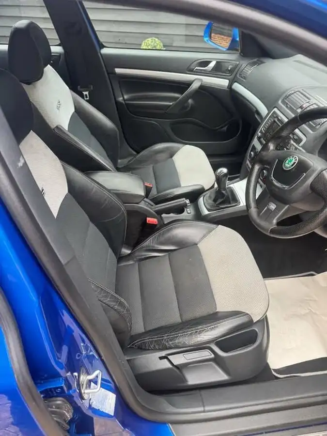 2009-skoda-octavia-20-vrs-200ps-hatchback-dsg-big-9