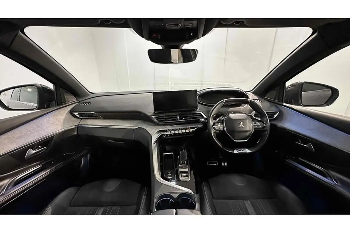 2022-peugeot-5008-suv-12-puretech-gt-premium-big-32