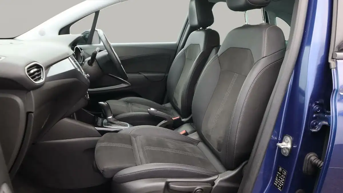2023-vauxhall-crossland-12-ultimate-130ps-auto-big-14