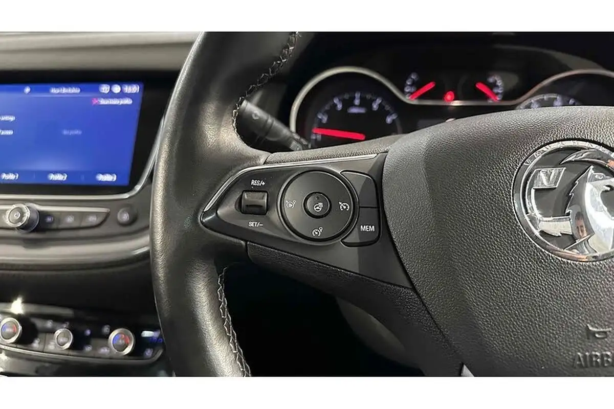 2019-vauxhall-grandland-x-12-elite-nav-ss-big-44