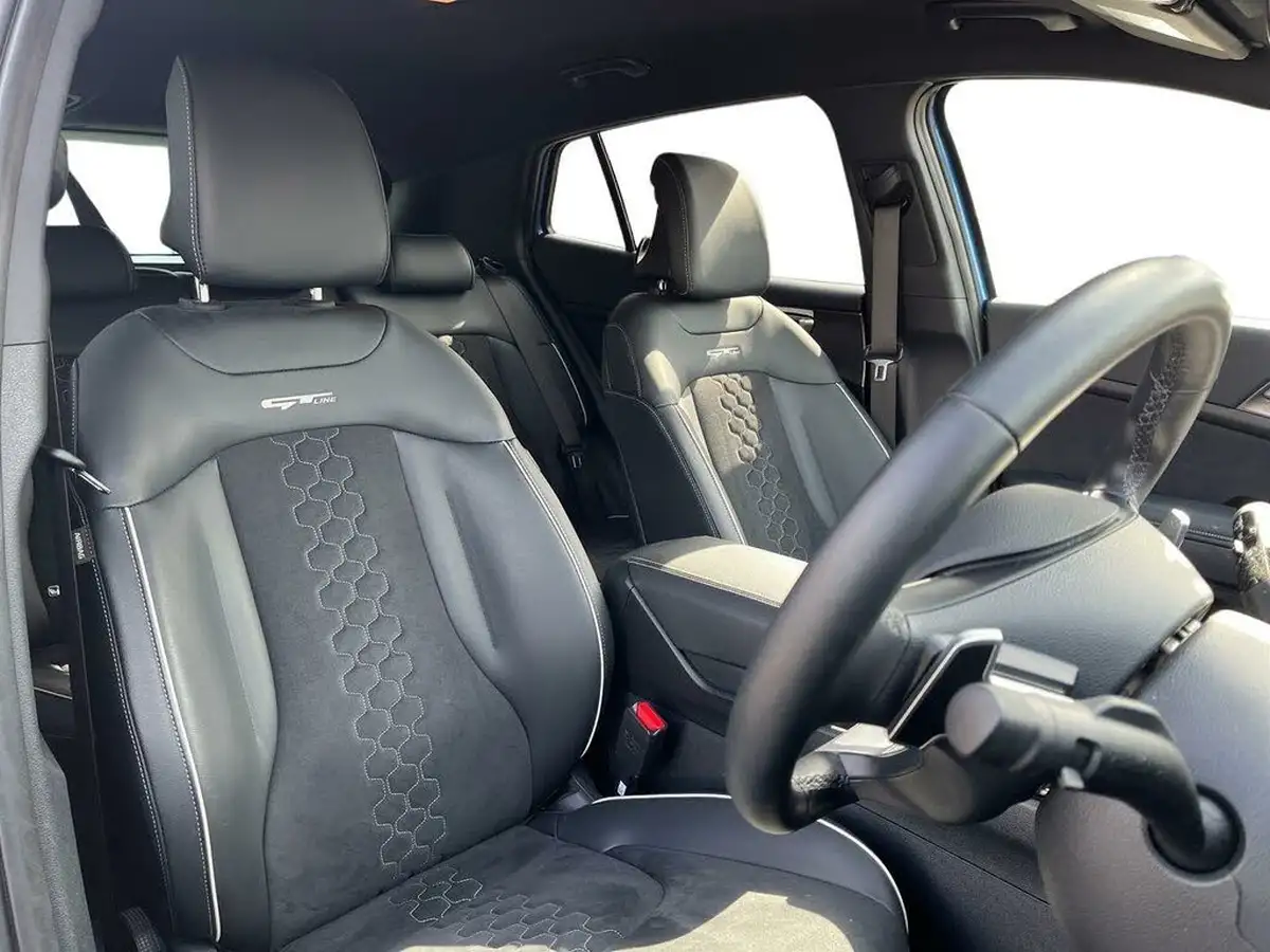 2024-kia-sportage-16-t-gdi-gt-line-207bhp-hev-auto-big-8