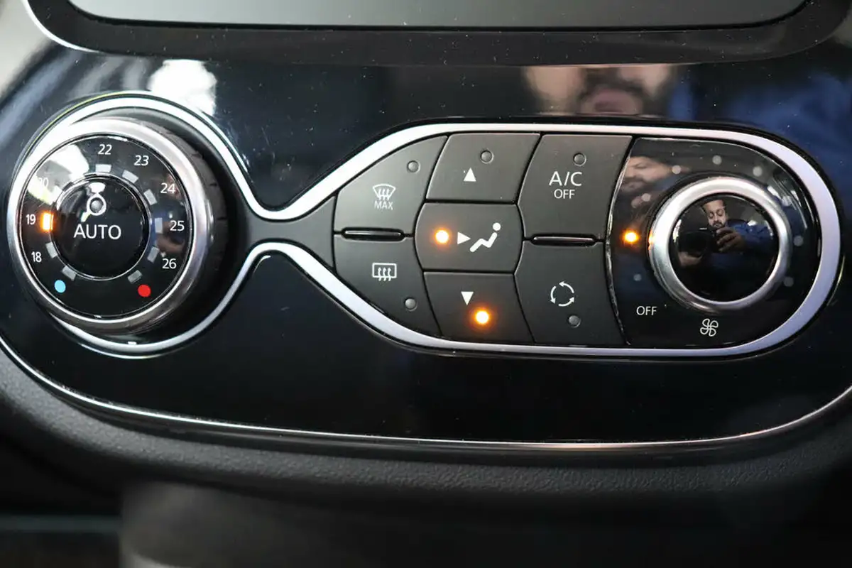 2017-renault-captur-15dci-dynamique-nav-90bhp-edc-auto-big-58
