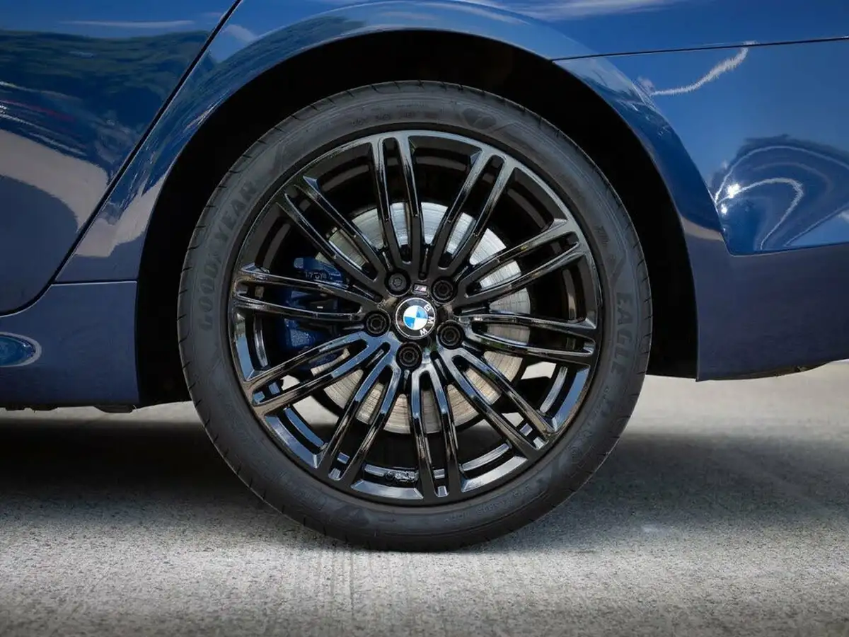 2017-bmw-5-series-30-540i-m-sport-saloon-4d-big-14