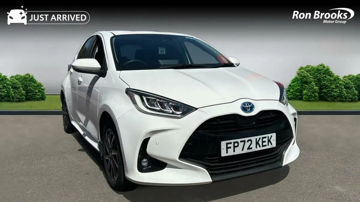 2022-toyota-yaris-15-vvt-i-design-big-0