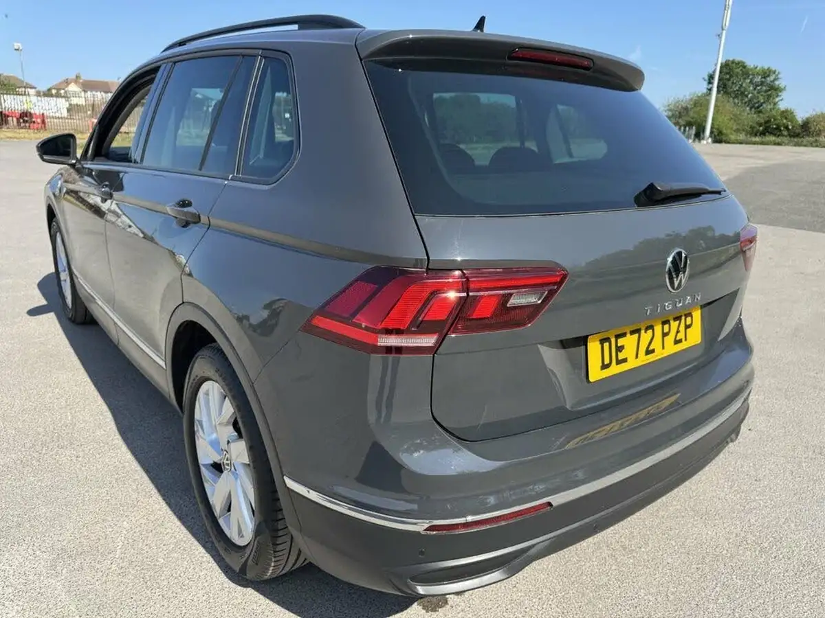 2022-volkswagen-tiguan-15-tsi-life-150ps-dsg-big-40