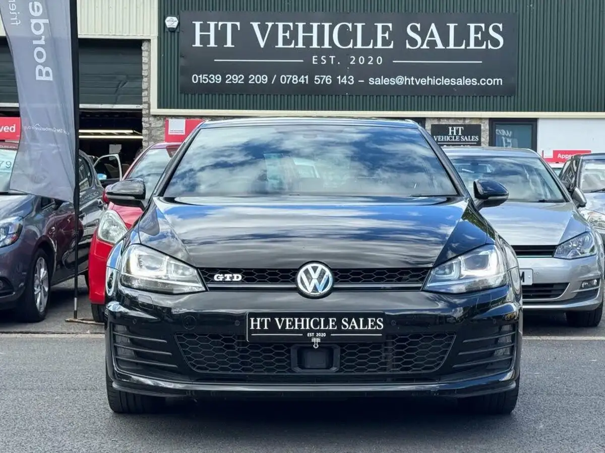 2016-volkswagen-golf-20tdi-gtd-bmt-hatchback-5d-big-9