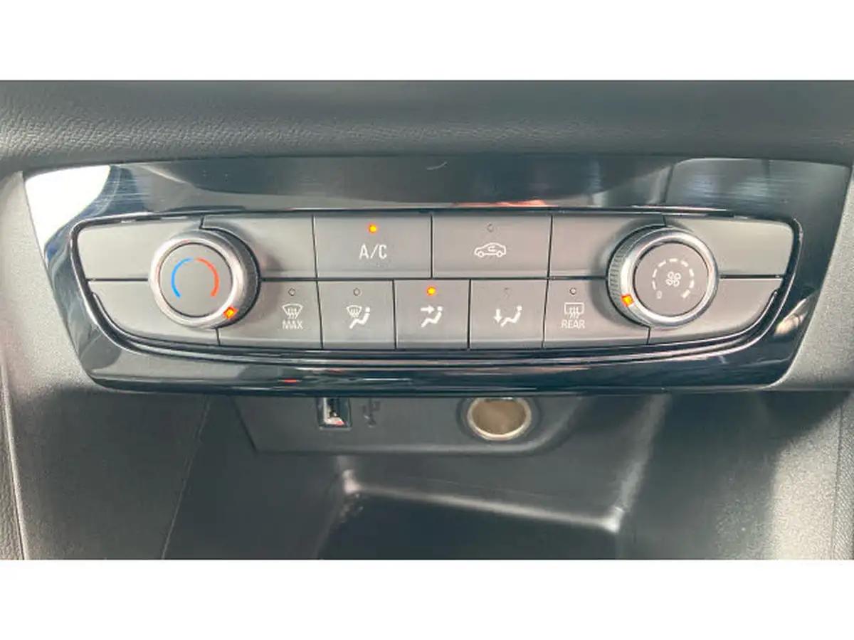 2021-vauxhall-corsa-12i-se-big-26