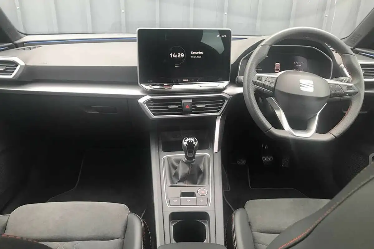 2024-seat-leon-15-tsi-evo-fr-sport-150ps-estate-big-11