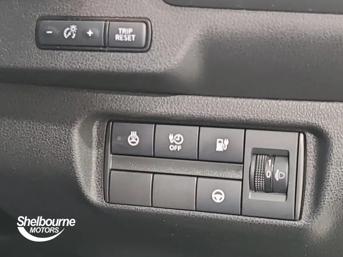 2023-nissan-leaf-e-tekna-39kwh-big-4
