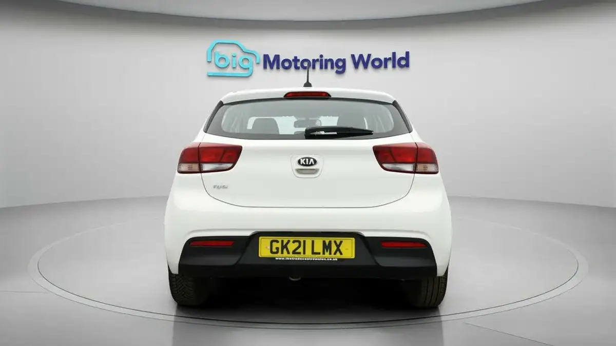 2021-kia-rio-12-dpi-1-big-5