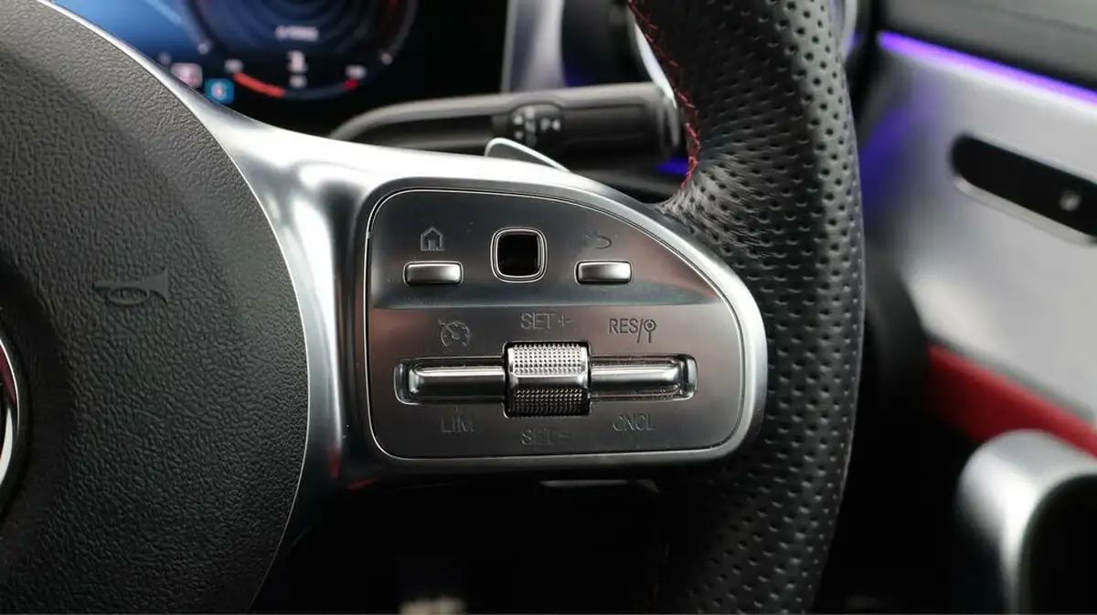 2020-mercedes-benz-cla-13-cla-180-amg-line-premium-coupe-4d-big-23