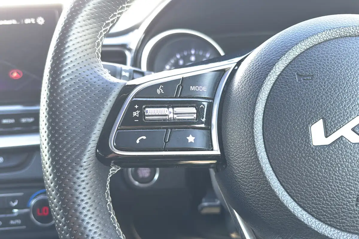 2023-kia-pro-ceed-15-t-gdi-gt-line-158bhp-big-16