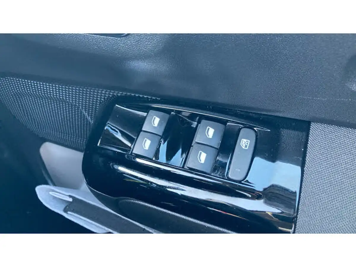 2023-citroen-c3-12-puretech-c-series-edition-83ps-ss-big-29