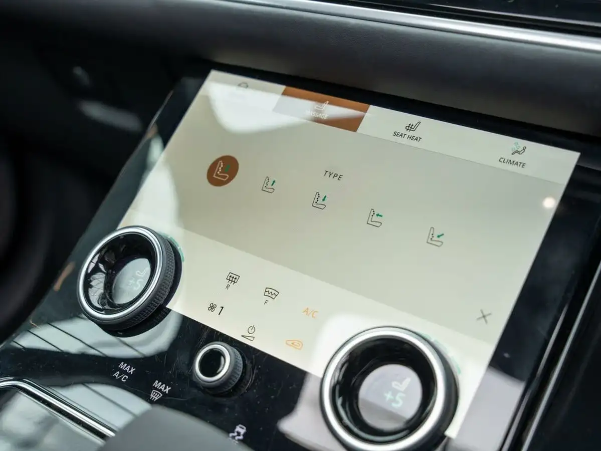 2022-land-rover-range-rover-velar-30-d300-r-dynamic-hse-big-11