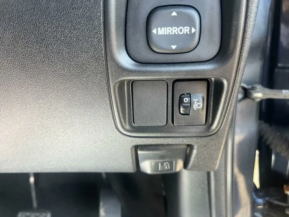 2016-citroen-c1-12-puretech-flair-82ps-5d-big-48