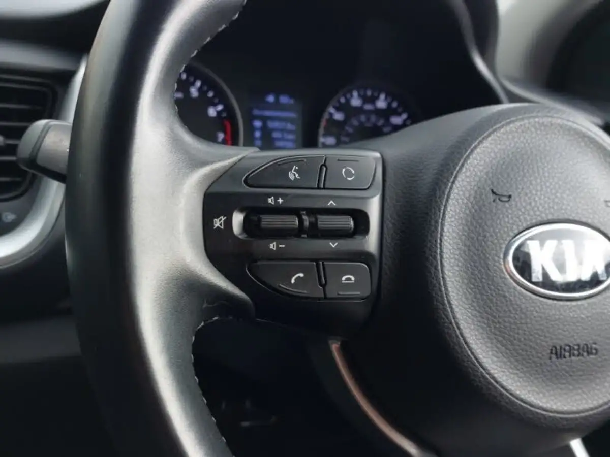 2018-kia-stonic-10-t-gdi-2-big-15