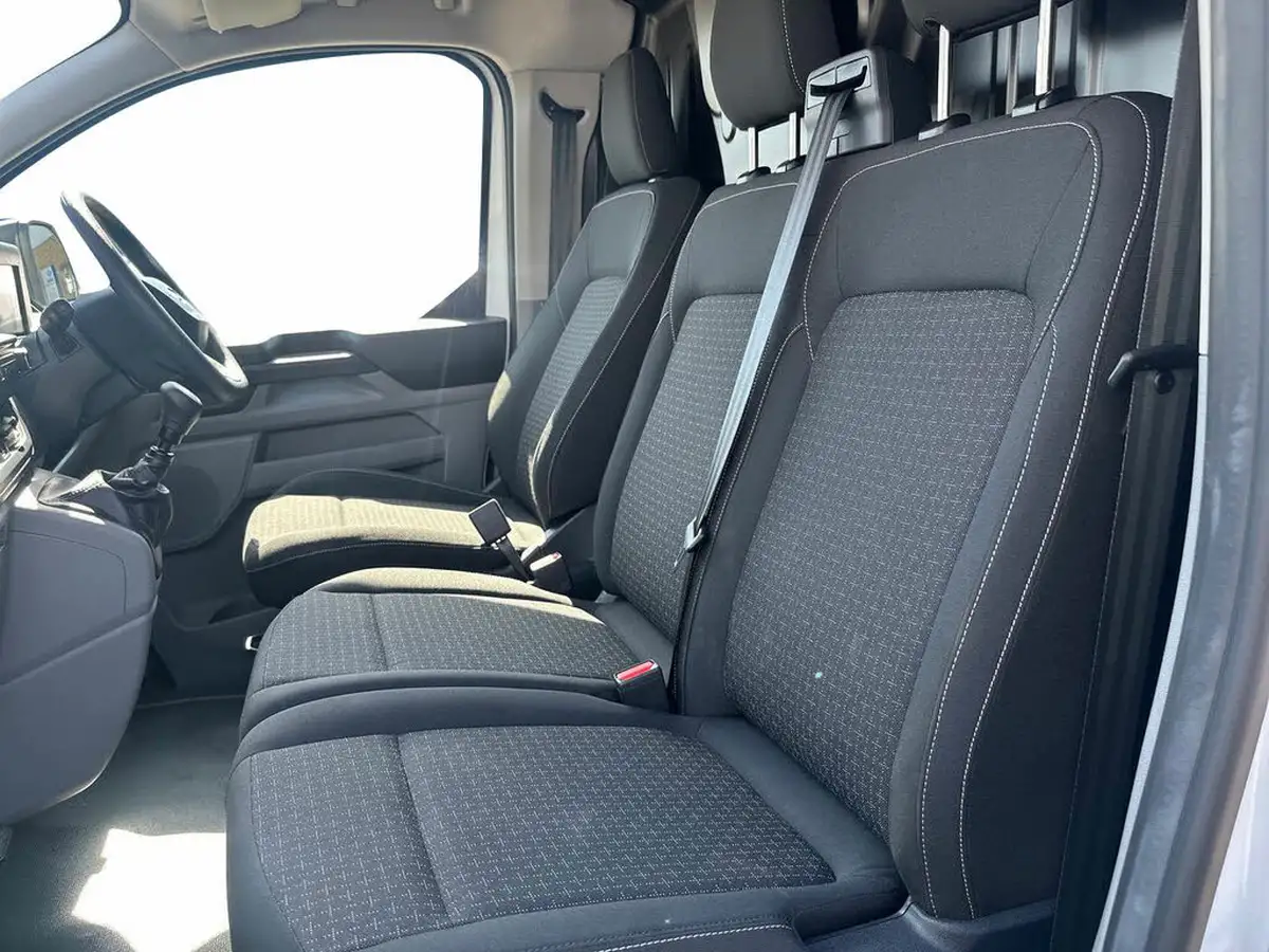 2025-ford-transit-custom-20tdci-280-l2h1-leader-panel-van-1996cc-big-15