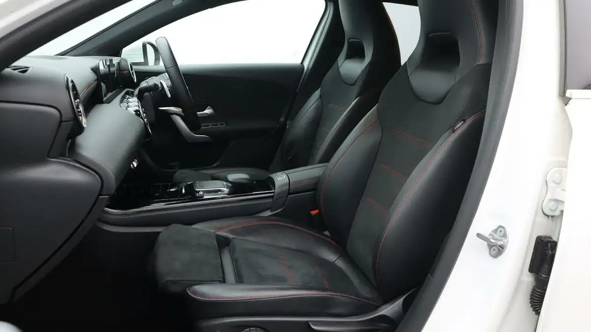 2020-mercedes-benz-a-class-20d-a220d-amg-line-hatchback-5d-big-14