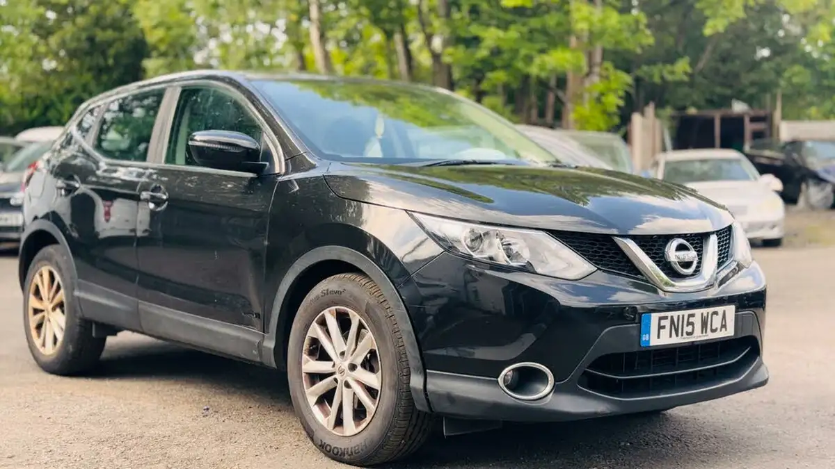 2015-nissan-qashqai-big-2