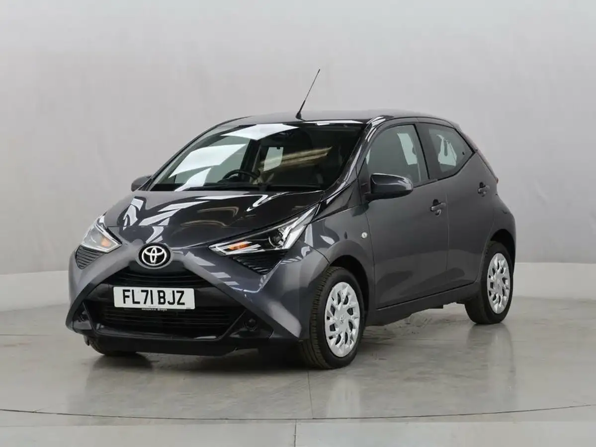 2021-toyota-aygo-10-vvt-i-x-play-tss-big-4