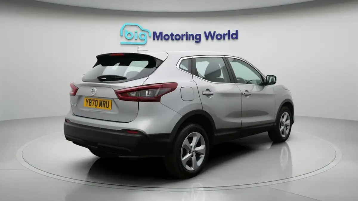 2020-nissan-qashqai-13-dig-t-acenta-premium-140ps-big-7