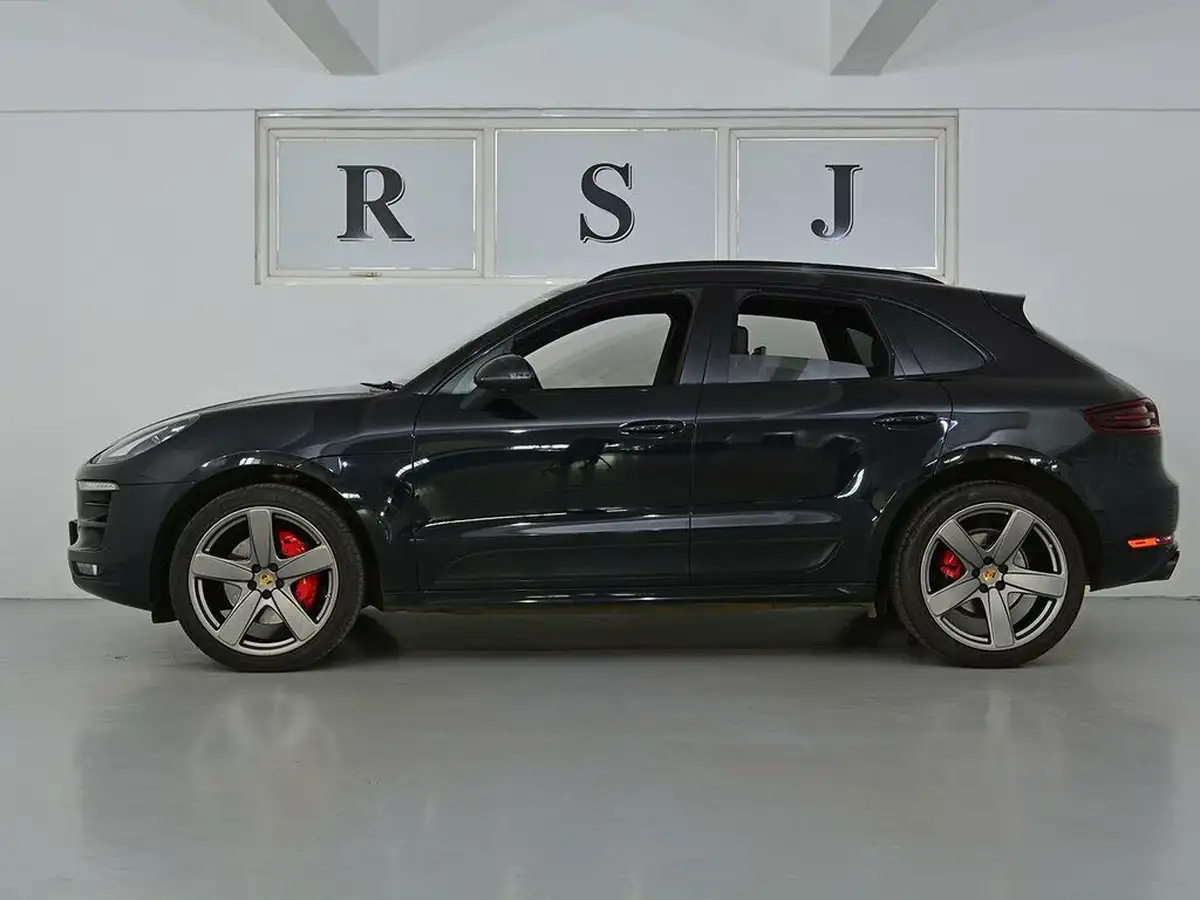 2018-porsche-macan-30-gts-big-5