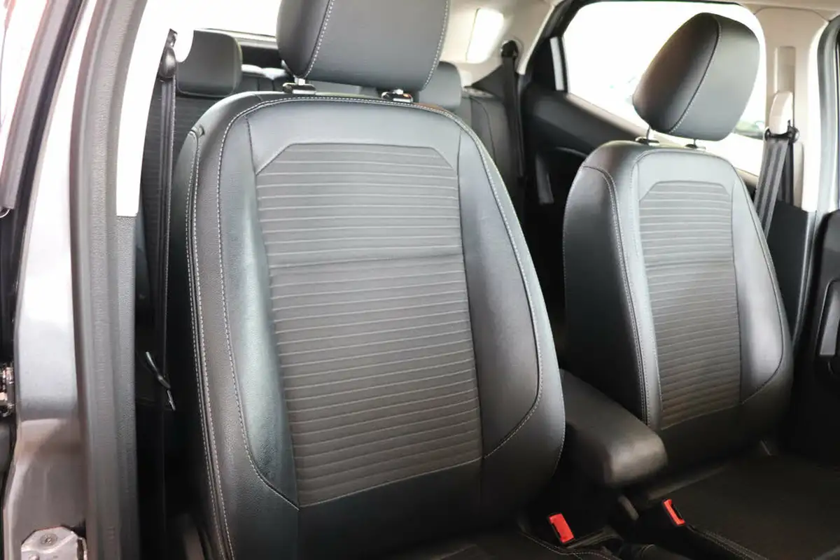 2018-ford-ecosport-10t-titanium-125ps-ss-big-21