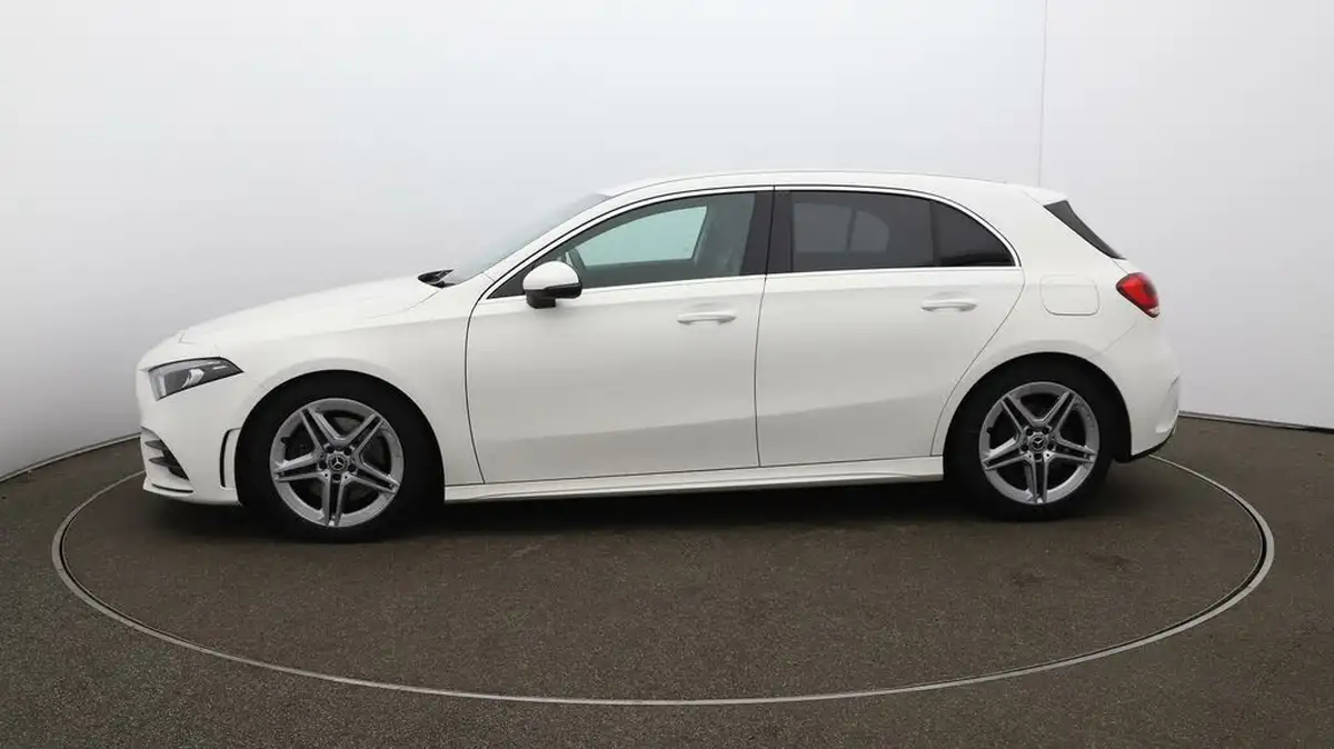 2020-mercedes-benz-a-class-20d-a220d-amg-line-hatchback-5d-big-56