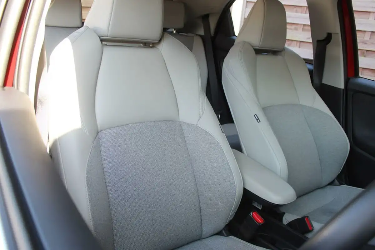 2022-toyota-yaris-cross-15-vvt-i-excel-city-packpan-roof-big-23