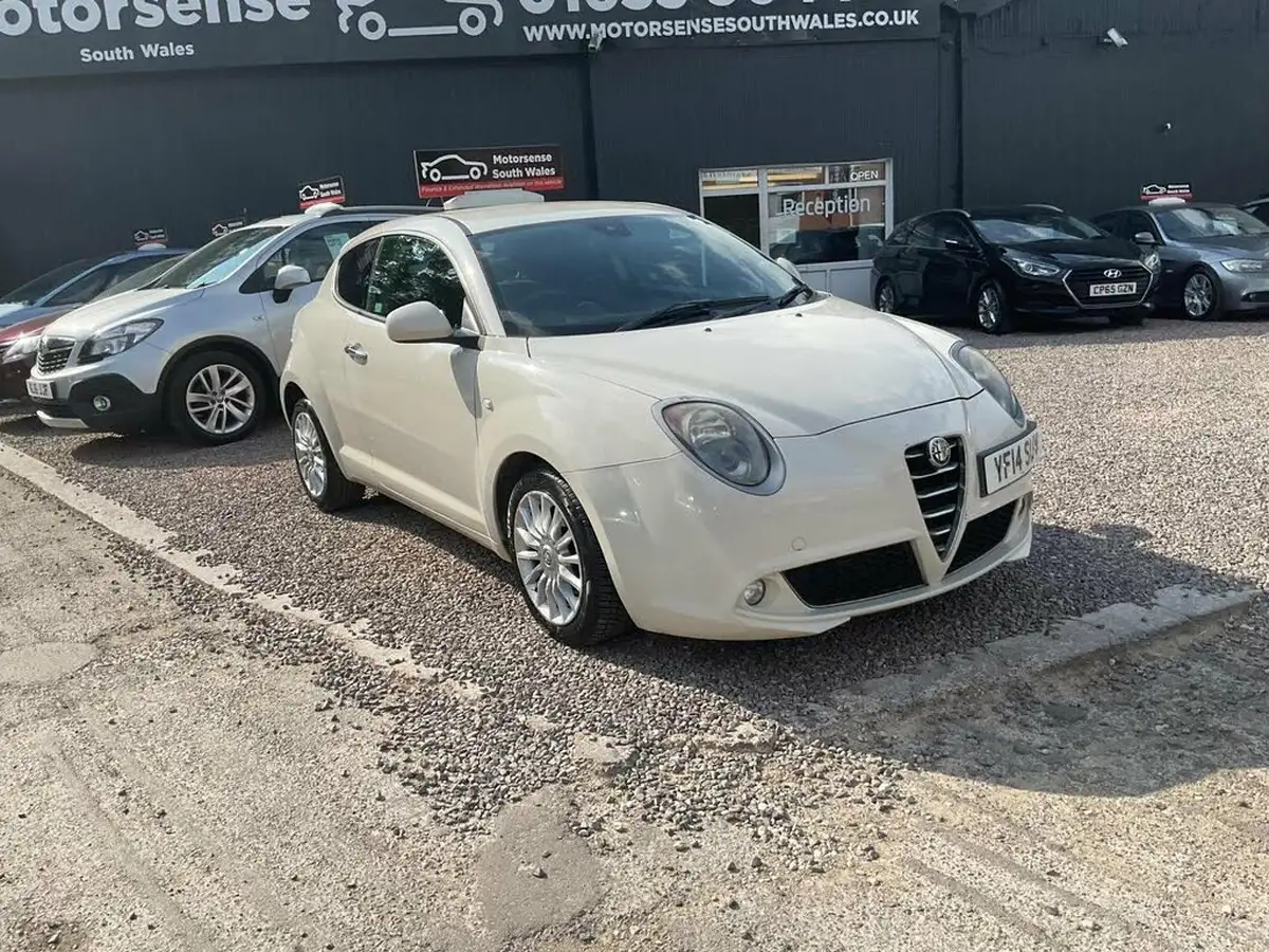 2014-alfa-romeo-mito-13jtdm-2-sprint-big-44