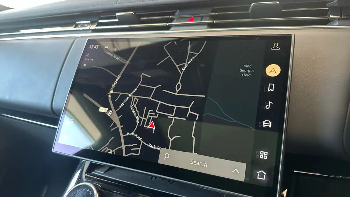 2023-land-rover-range-rover-sport-30-p440e-se-big-10