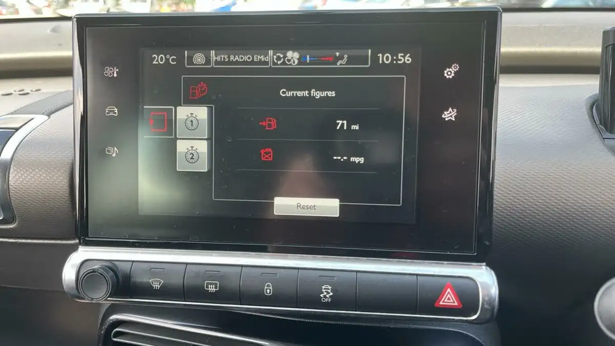 2016-citroen-c4-cactus-12-puretech-touch-big-31