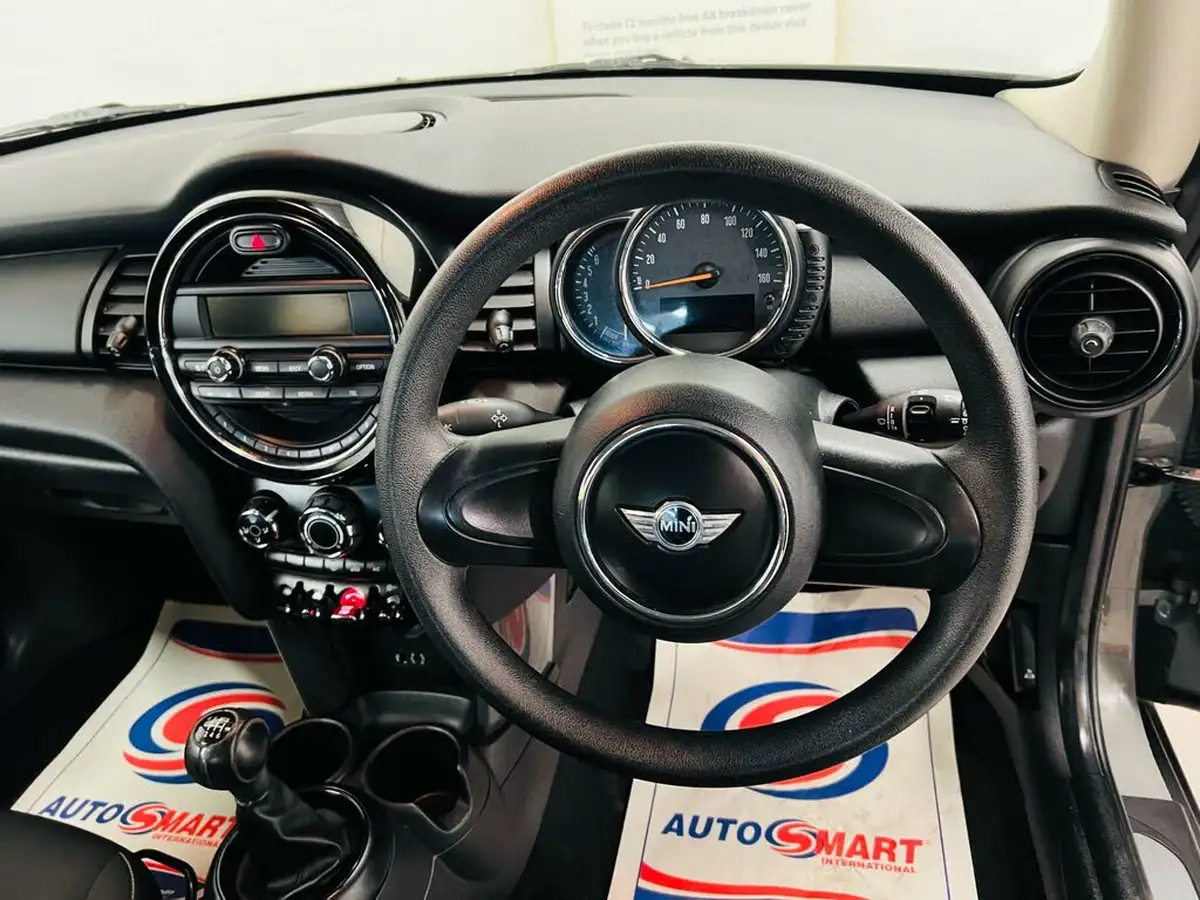 2017-mini-cooper-12-one-3d-big-16