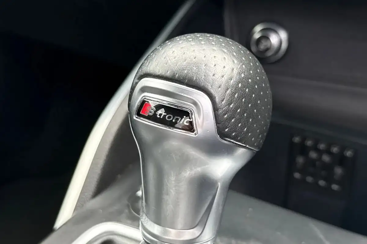 2020-audi-q2-16-30-tdi-s-line-tronic-big-48