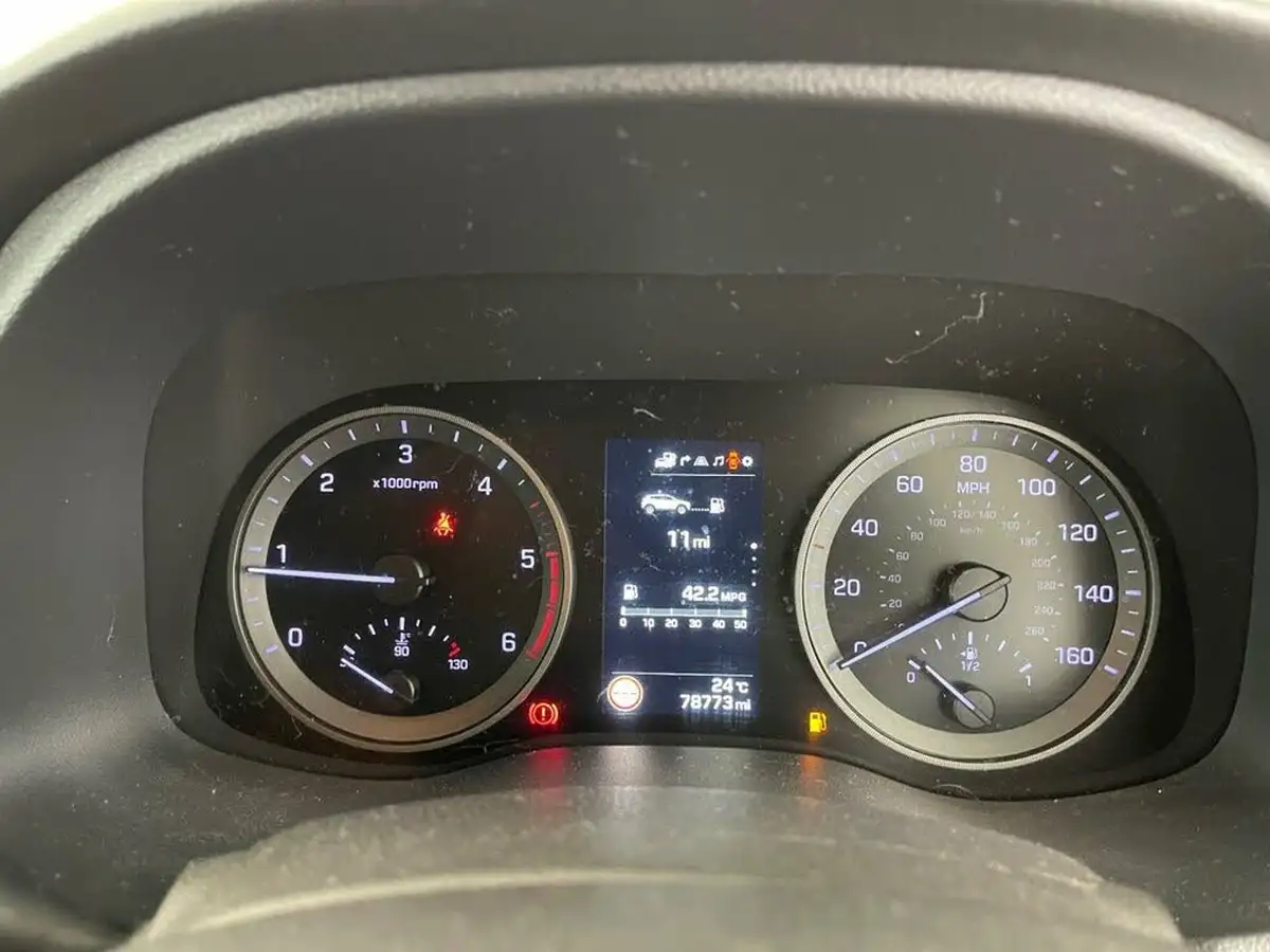 2017-hyundai-tucson-17crdi-blue-drive-sport-edition-116ps-big-12