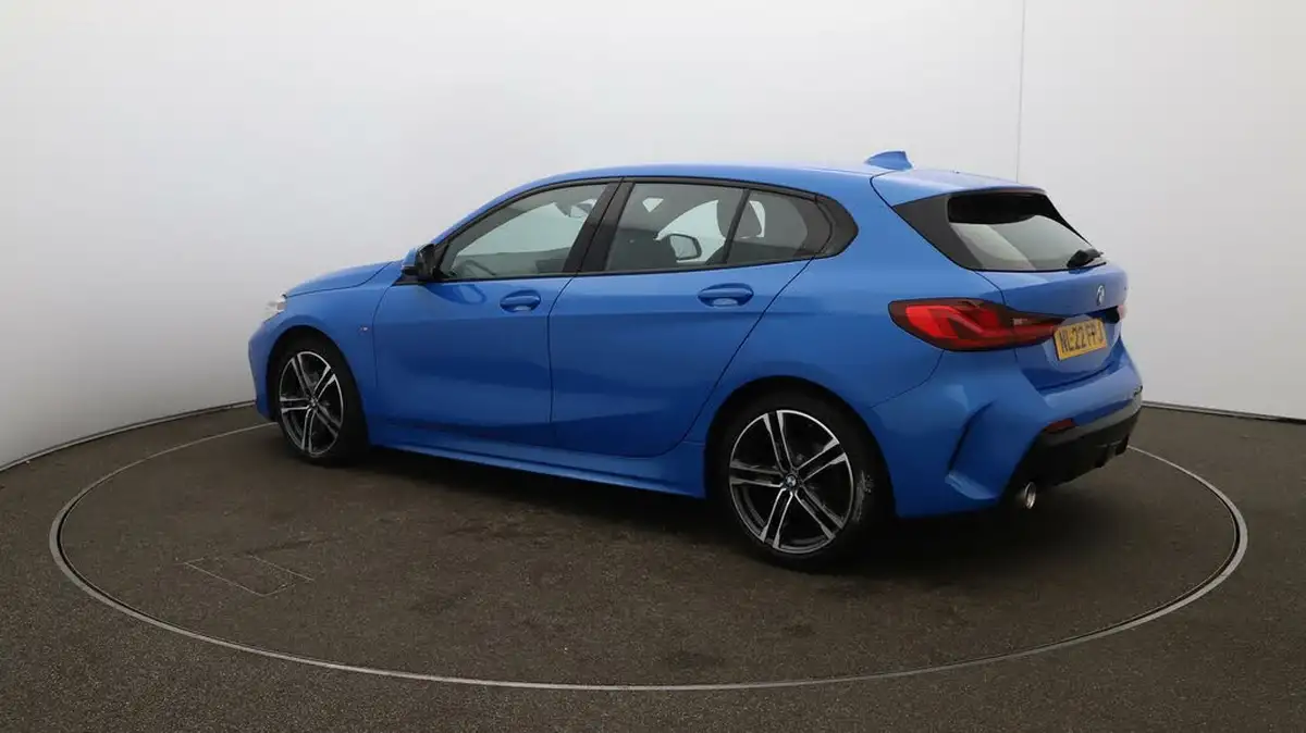 2022-bmw-1-series-15-118i-m-sport-lcp-big-28