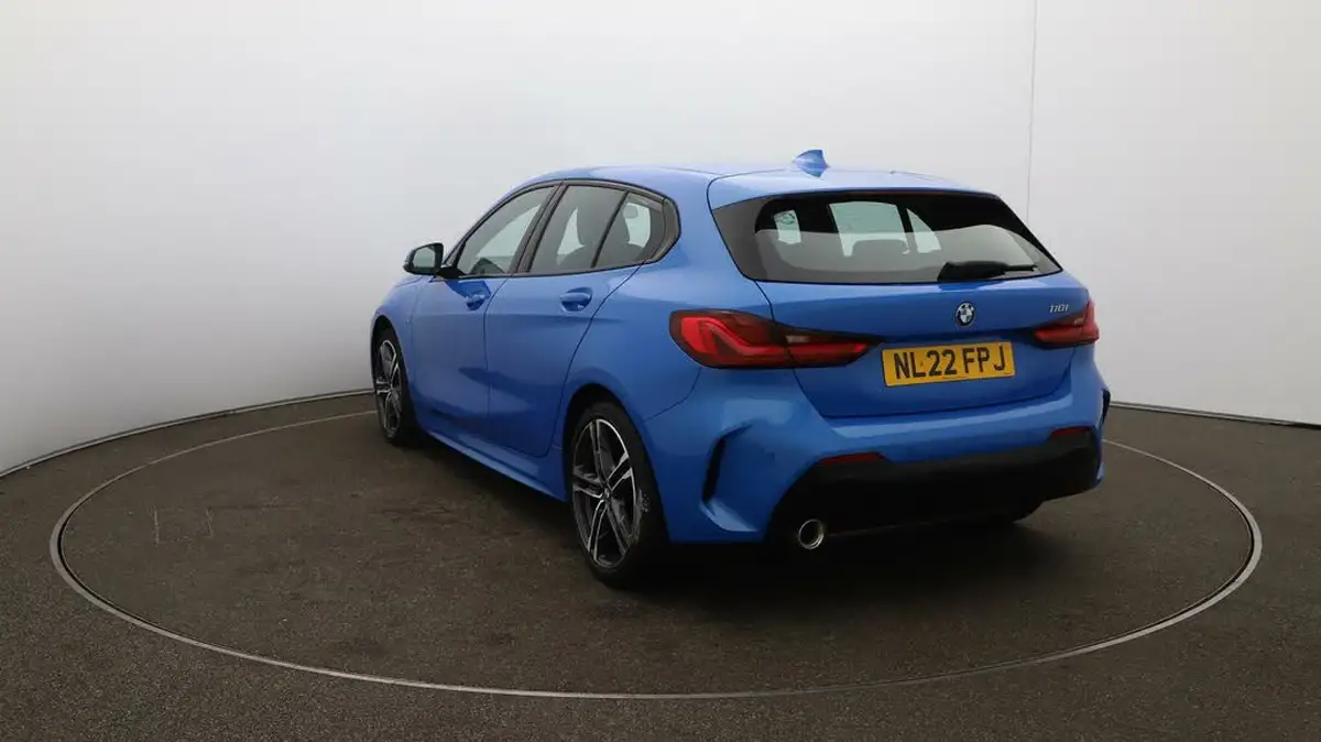 2022-bmw-1-series-15-118i-m-sport-lcp-big-54