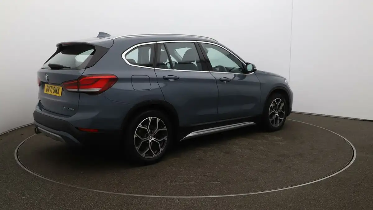 2021-bmw-x1-15-xdrive-25e-phev-xline-big-52