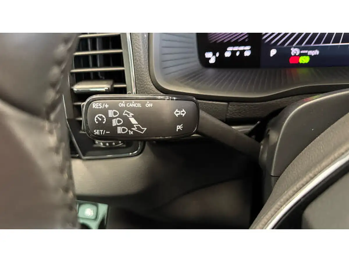 2023-skoda-karoq-15-tsi-se-l-dsg-big-37
