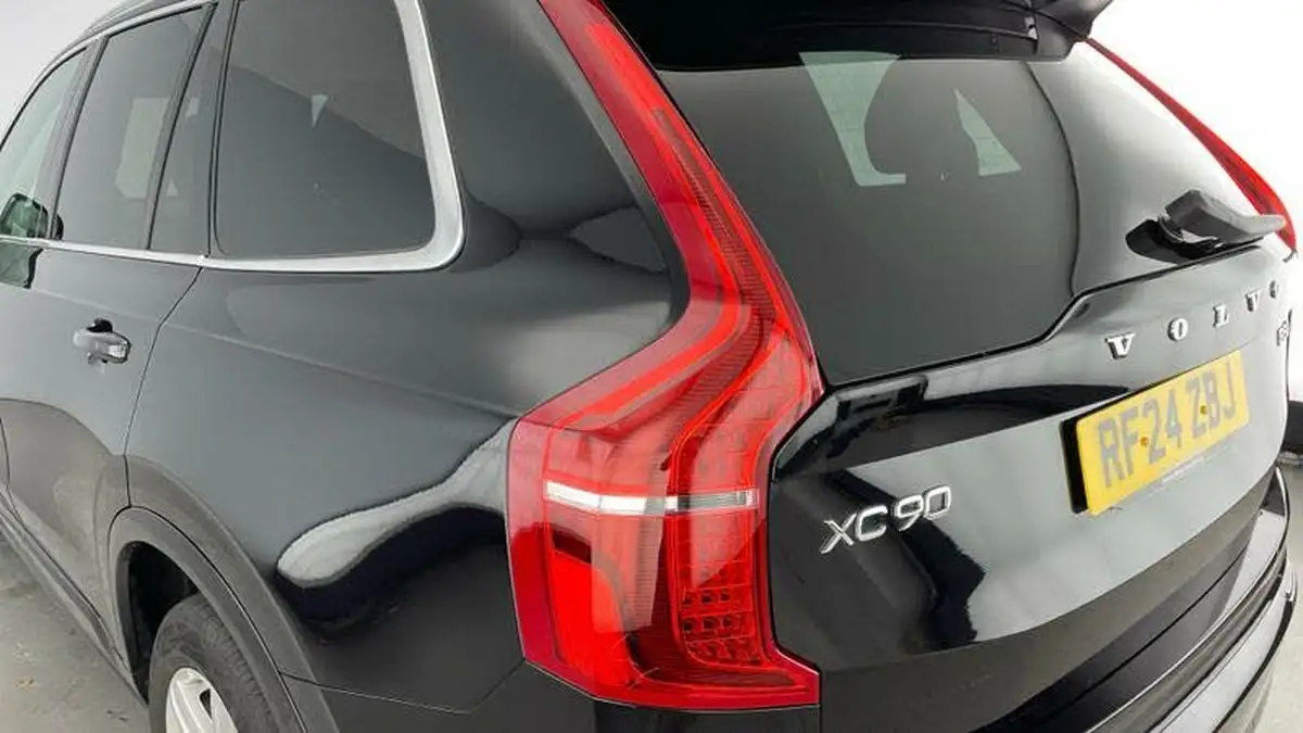 2024-volvo-xc90-20-b5-core-big-27