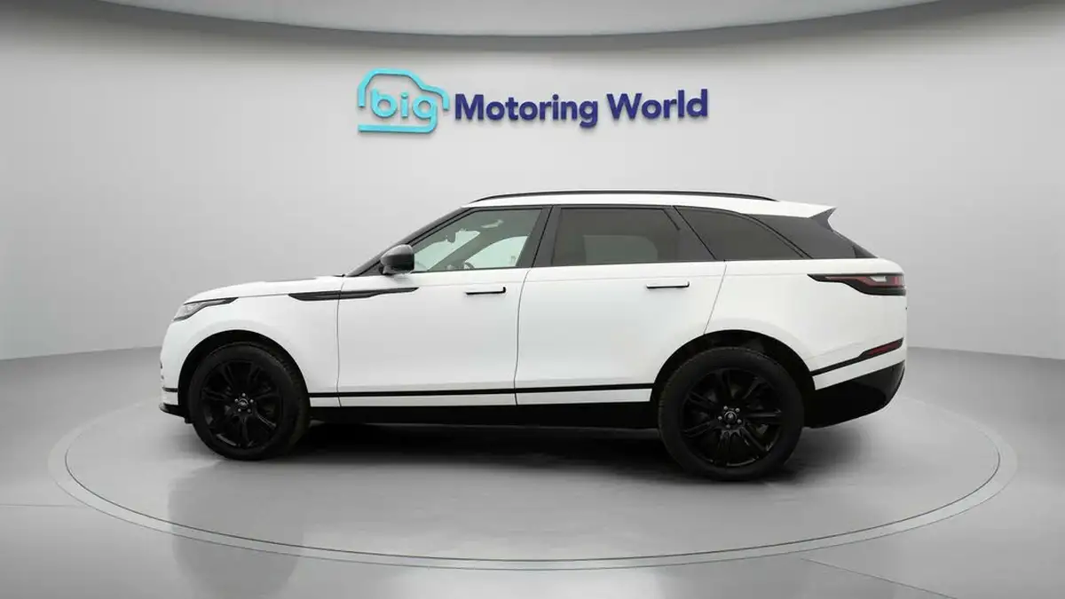 2022-land-rover-range-rover-velar-20-d200-r-dynamic-se-big-3