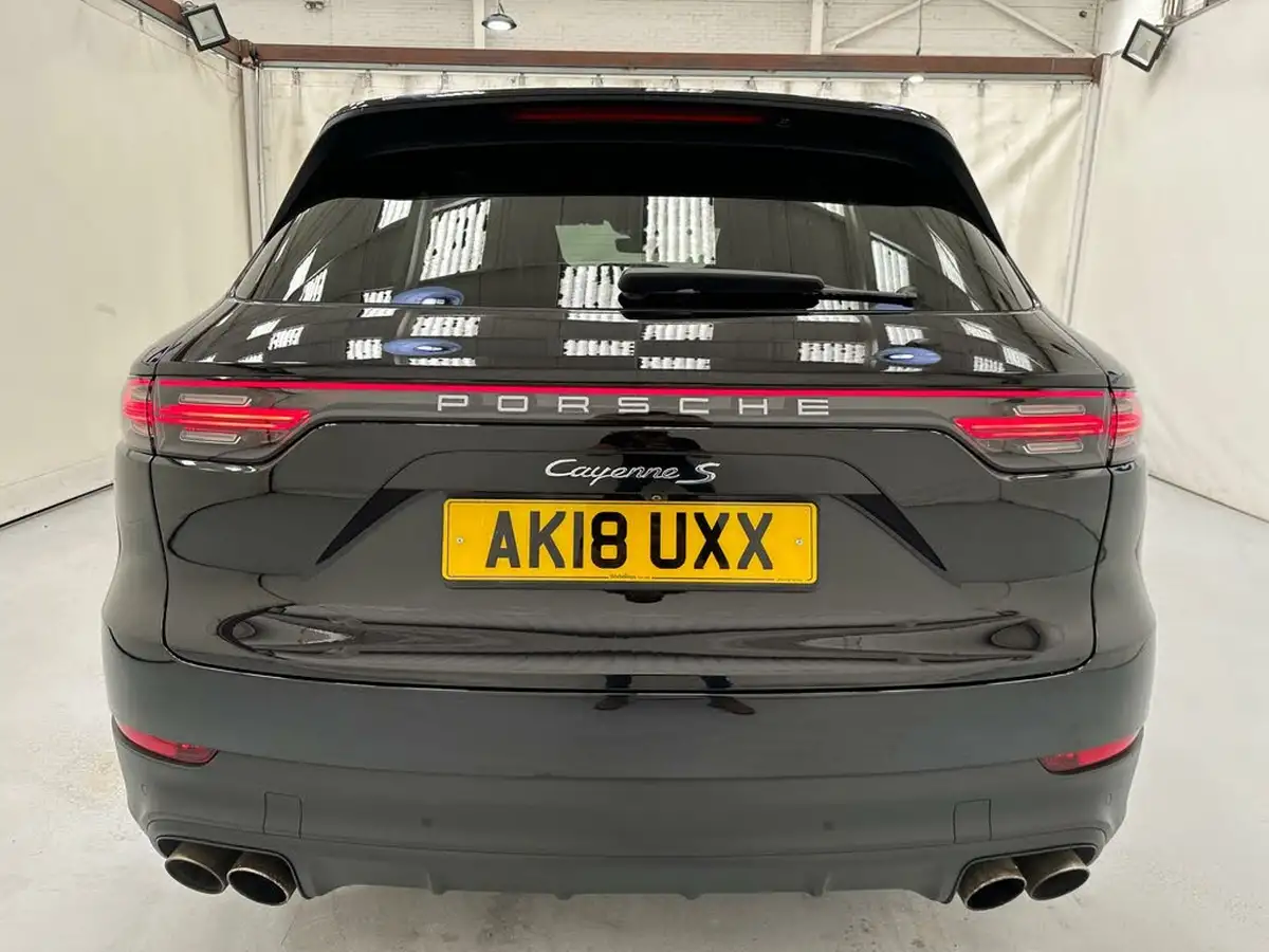 2018-porsche-cayenne-30-v6-s-big-7
