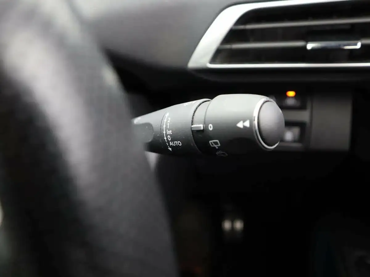 2022-peugeot-3008-suv-12-puretech-gt-premium-big-34