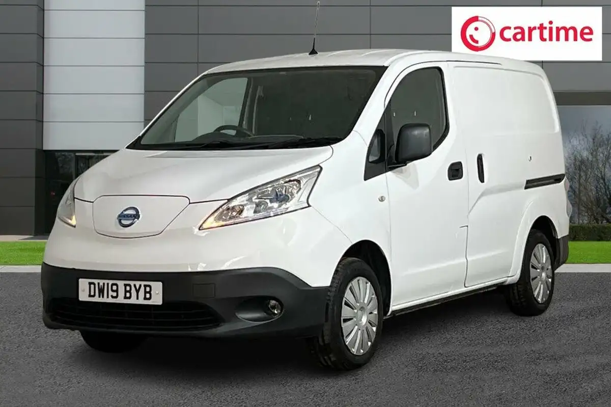 2019-nissan-env200-e-acenta-panel-van-auto-big-6