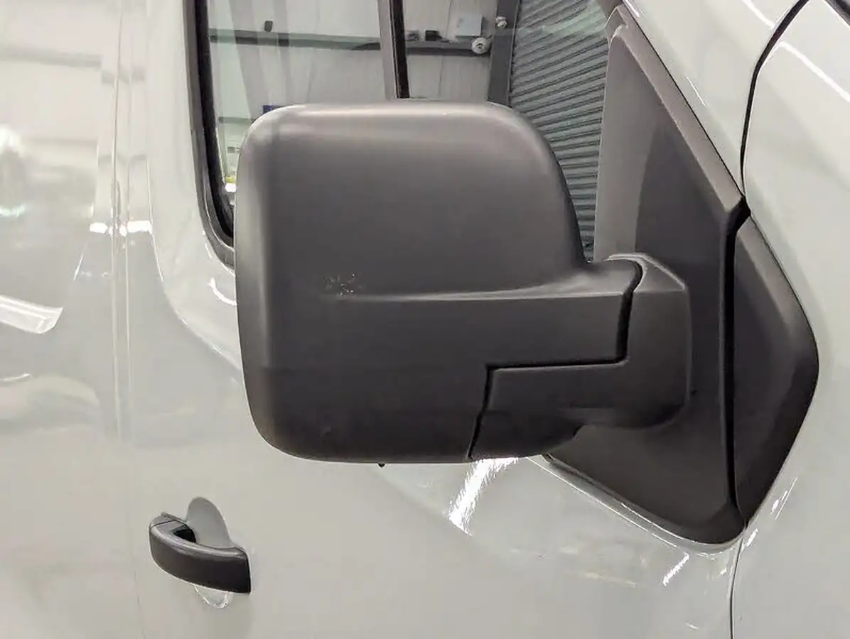 2021-renault-trafic-20dci-ll30-energy-120-business-panel-big-23