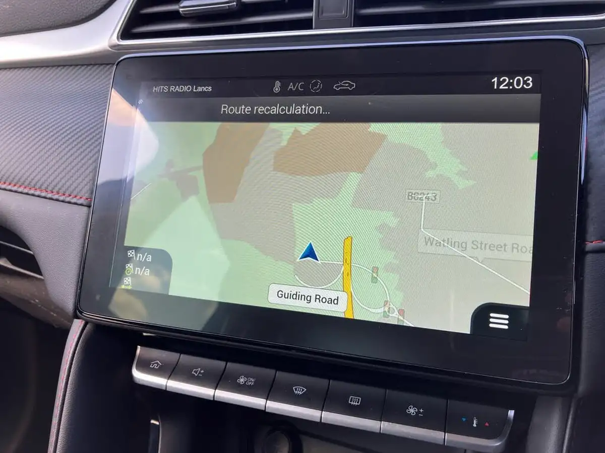 2024-mg-zs-suv-10t-gdi-exclusive-big-12