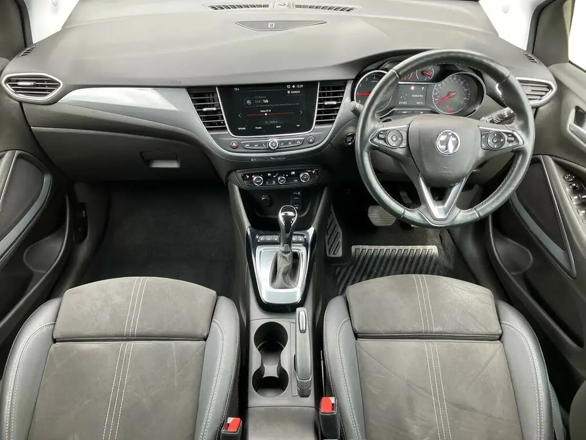 2022-vauxhall-crossland-12-ultimate-130ps-auto-big-9