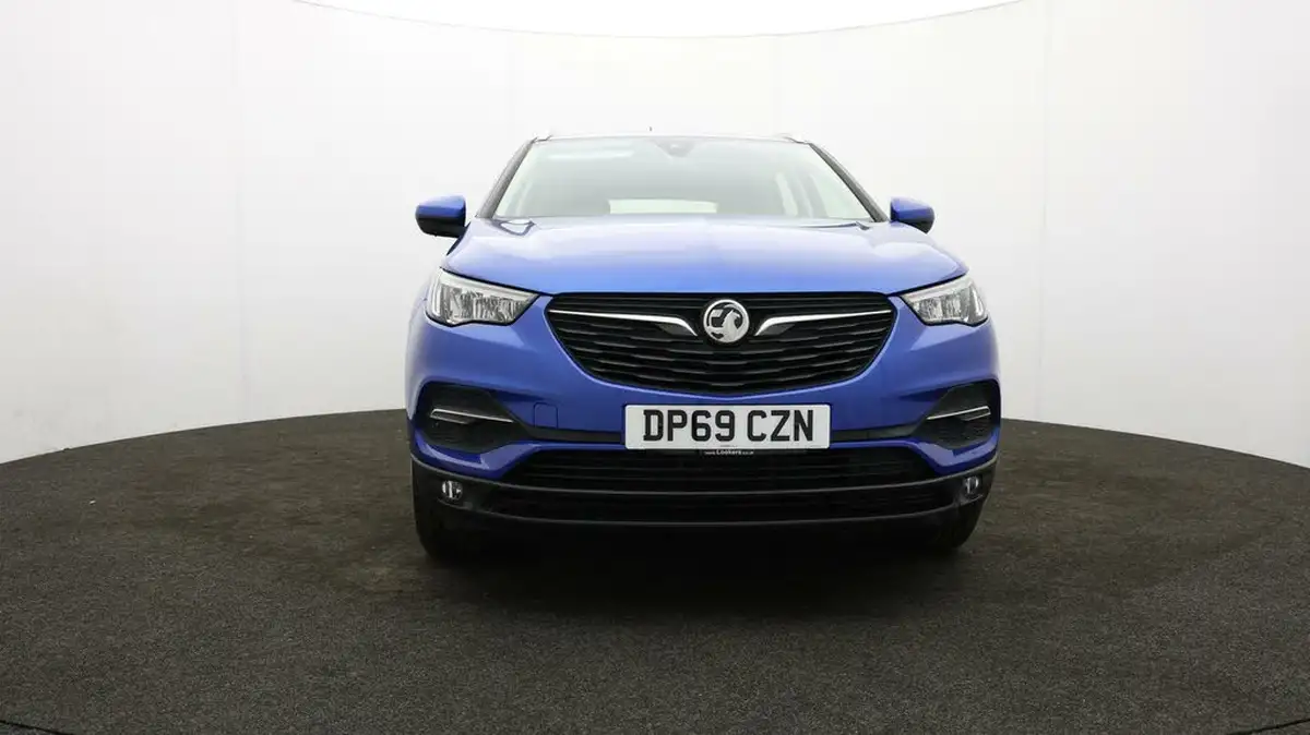 2020-vauxhall-grandland-x-15td-se-big-50