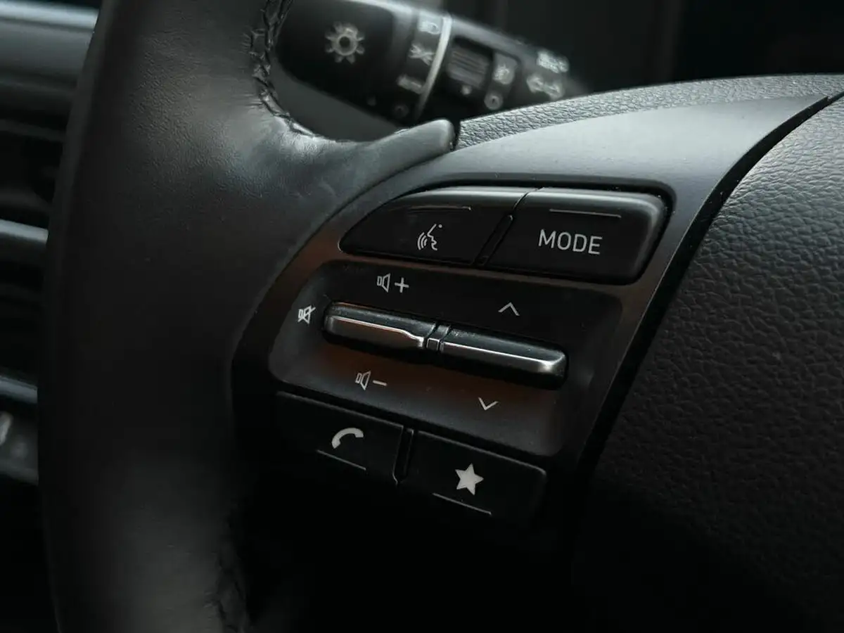 2022-hyundai-kona-10-t-gdi-ultimate-big-18